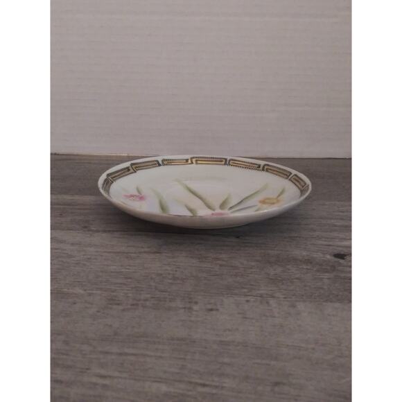 Made in Japan Beautiful Saucer - Picture 3 of 6